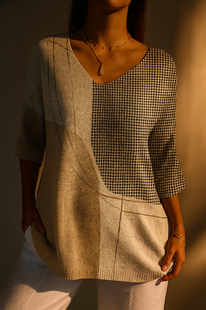 Casual knit pullover with abstract geometric pattern for women