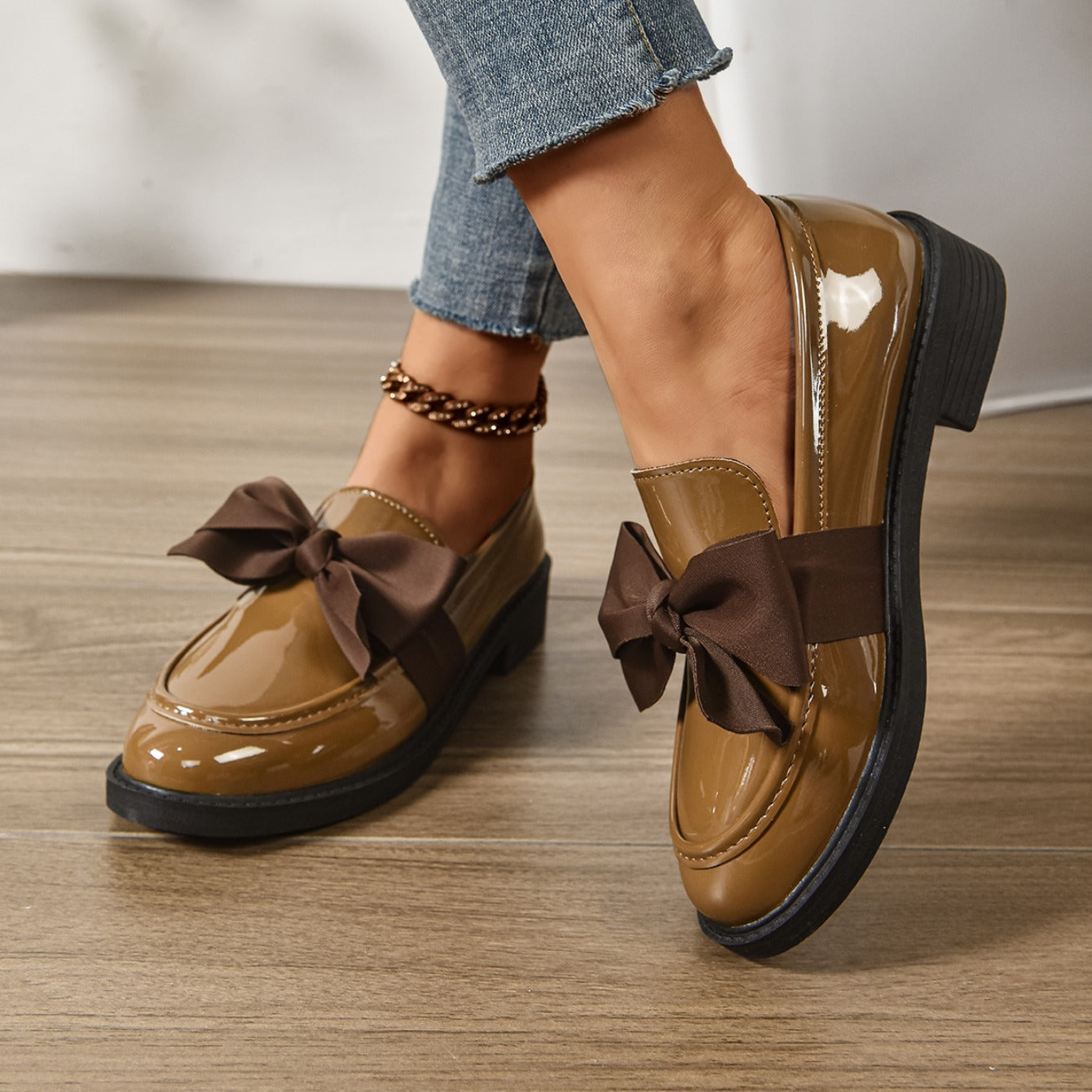 Ayora Shoes